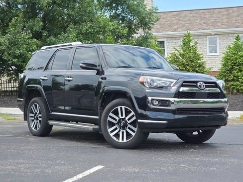 Used 2021 Toyota 4Runner Limited AWD/4WD image 2