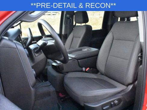 Used 2023 Chevrolet Silverado 2500 Custom w/ Custom Value Package image 13