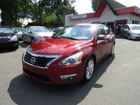 Used 2013 Nissan Altima 2.5 SV w/ 2.5SV Convenience Pkg FWD image 1