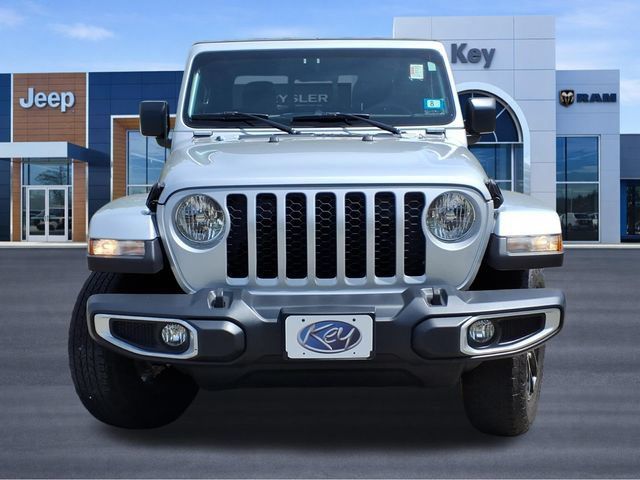 Used 2023 Jeep Gladiator Sport AWD/4WD image 8