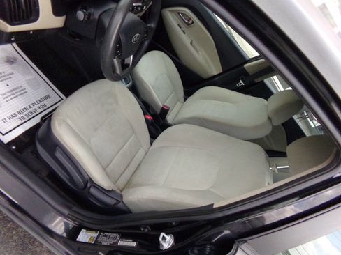 Used 2012 Kia Rio LX w/ PWR Pkg image 7