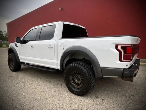 Used 2018 Ford F150 Raptor w/ Equipment Group 802A Luxury AWD/4WD image 3