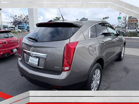 Used 2012 Cadillac SRX Luxury FWD image 3