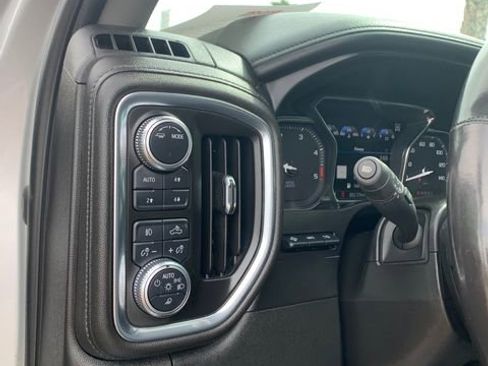 Used 2021 GMC Sierra 2500 Denali w/ Denali Ultimate Package image 18