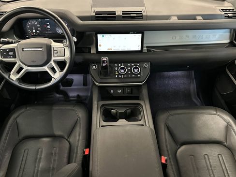 Used 2022 Land Rover Defender 110 S image 27