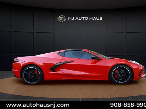 Used 2023 Chevrolet Corvette Stingray Preferred Cpe w/ 2LT RWD image 20