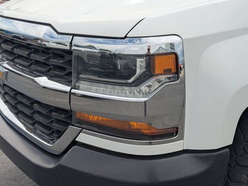 Used 2018 Chevrolet Silverado 1500 W/T w/ Trailering Package AWD/4WD image 12