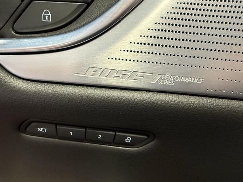 Used 2024 Cadillac XT5 Premium Luxury image 34