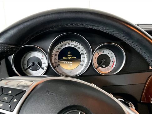 Used 2012 Mercedes-Benz C 300 4MATIC Sedan image 26