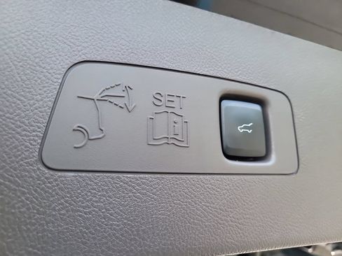 Certified 2022 Lincoln Corsair FWD image 8