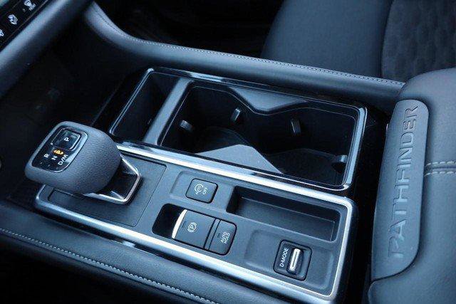 Certified 2025 Nissan Pathfinder SV w/ SV Premium Package FWD image 18