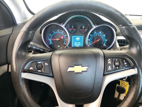 Used 2013 Chevrolet Cruze LT FWD image 13