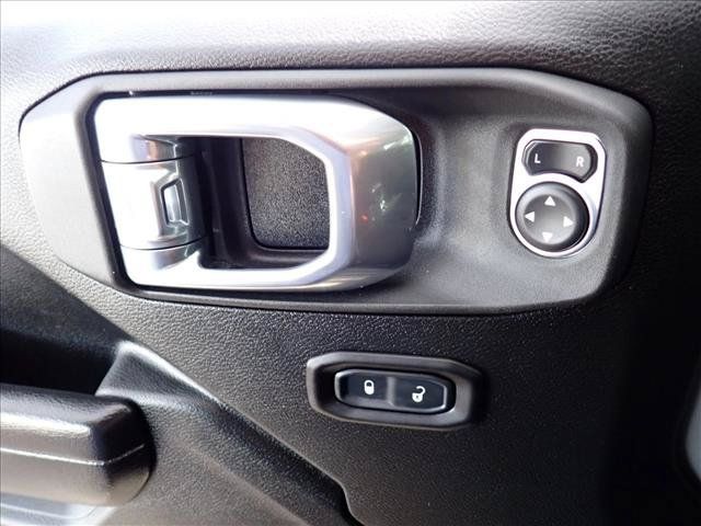 Used 2021 Jeep Wrangler Sport AWD/4WD image 12