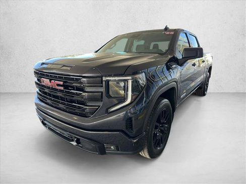 Used 2025 GMC Sierra 1500 Elevation AWD/4WD image 6