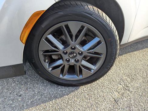 Certified 2021 Kia Soul EX image 30