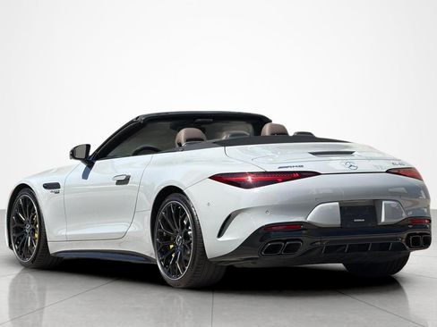 Used 2022 Mercedes-Benz SL 63 AMG 4MATIC image 3