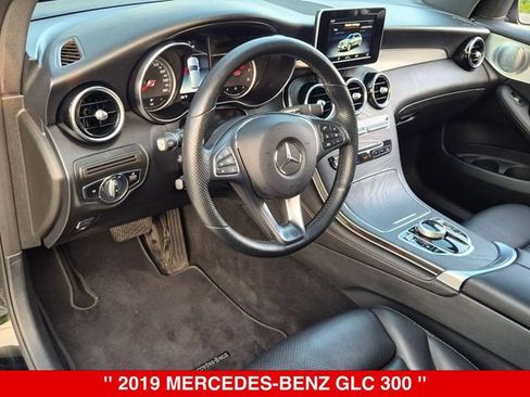 Used 2019 Mercedes-Benz GLC 300 4MATIC image 16