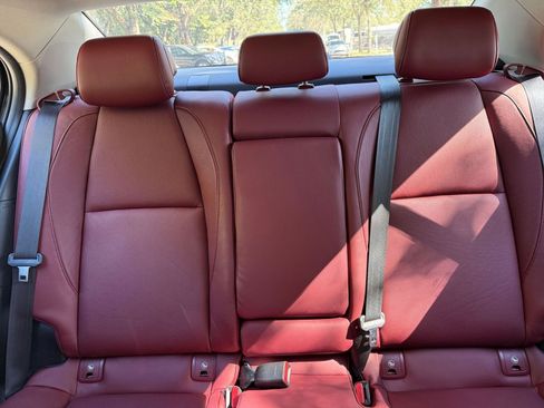 Used 2025 MAZDA MAZDA3 s image 33