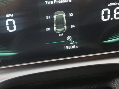 Certified 2025 Kia Seltos S image 15