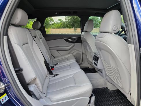 Used 2022 Audi Q7 3.0T Premium Plus AWD/4WD image 25