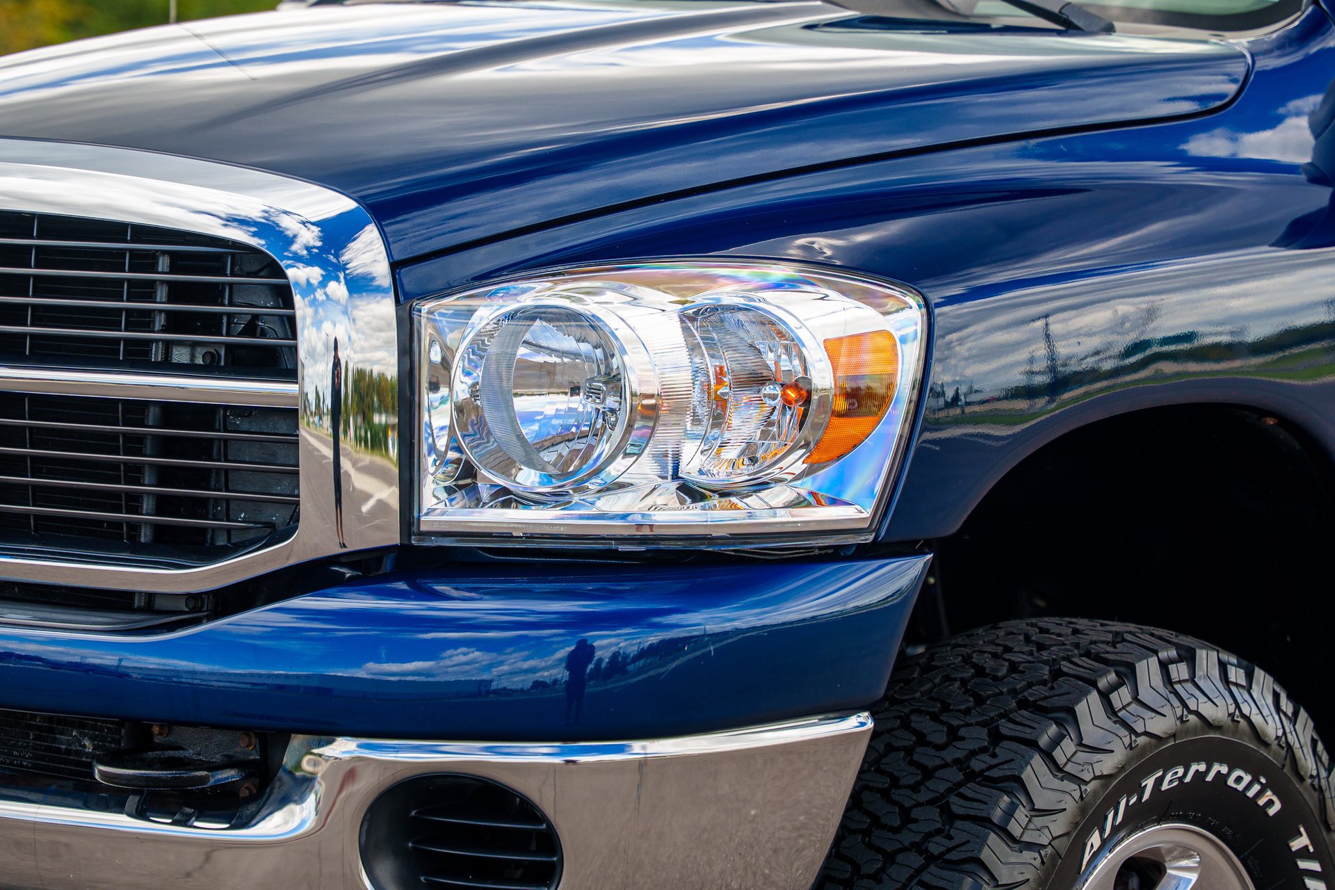 Used 2009 Dodge Ram 2500 Truck SLT w/ Popular Equipment Group AWD/4WD image 14
