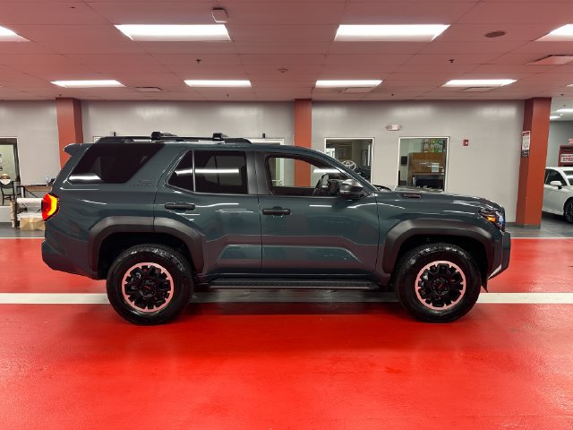 Certified 2026 Toyota 4Runner TRD Off-Road Premium AWD/4WD image 3