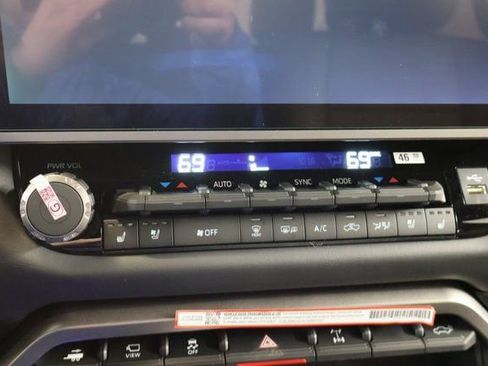 New 2026 Toyota Tundra Platinum AWD/4WD image 19