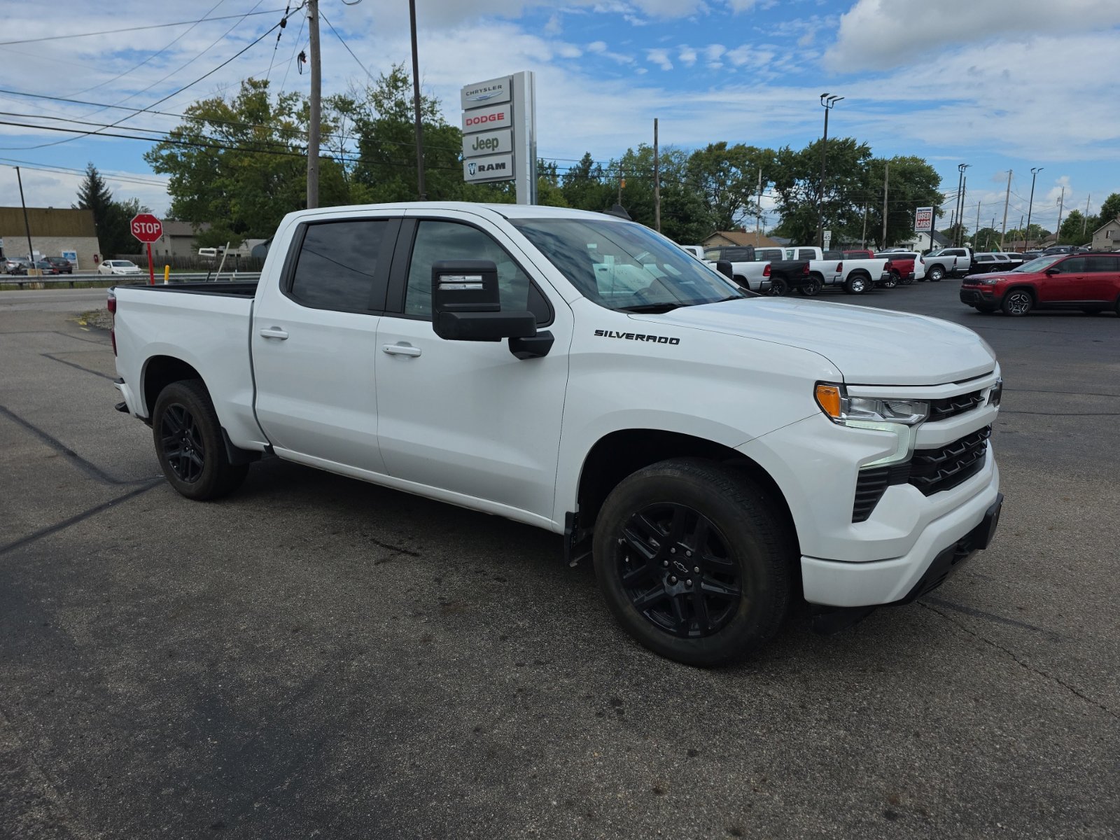 Used 2023 Chevrolet Silverado 1500 RST w/ Max Trailering Package AWD/4WD image 1