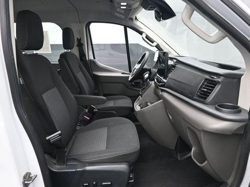 Used 2023 Ford Transit 350 XLT image 28