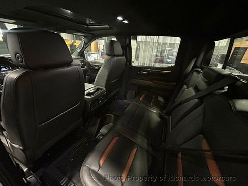 Used 2022 GMC Sierra 1500 AT4 w/ AT4 Preferred Package AWD/4WD image 19