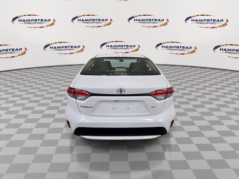 Used 2020 Toyota Corolla LE image 7