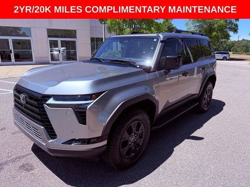Certified 2024 Lexus GX 550 AWD/4WD image 3