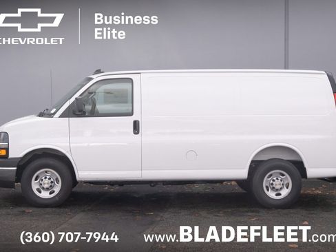 New 2025 Chevrolet Express 2500 w/ Driver Convenience Package image 4