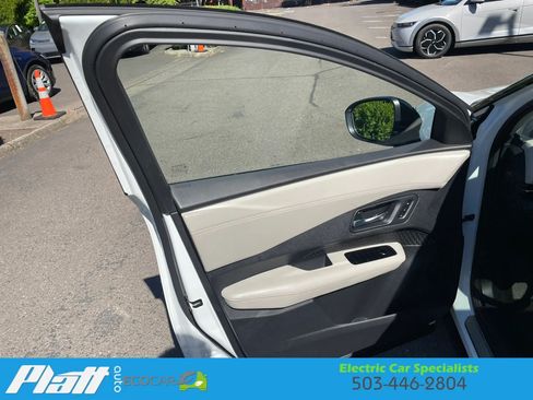 Used 2023 Nissan Ariya FWD image 20