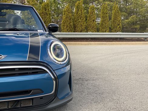 Used 2022 MINI Cooper Cooper image 17
