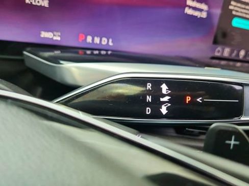 Used 2025 Cadillac Escalade Sport w/ Touring Package image 49