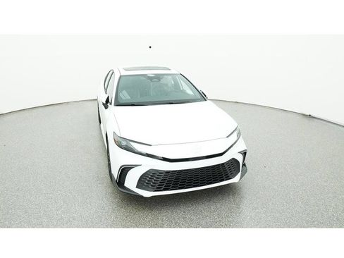 Used 2025 Toyota Camry SE w/ Multimedia Upgrade Package FWD image 18