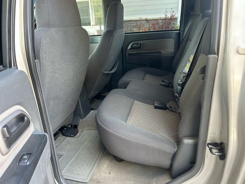 Used 2004 GMC Canyon SLE AWD/4WD image 16