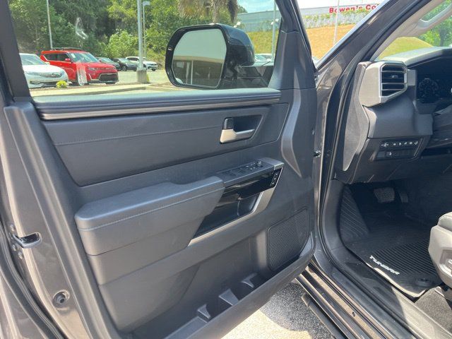 Used 2024 Toyota Tundra Limited AWD/4WD image 5