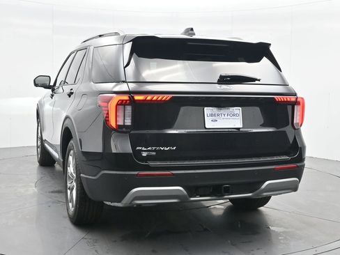 New 2026 Ford Explorer Platinum image 9