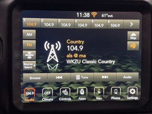 Used 2023 Jeep Wrangler Altitude image 47