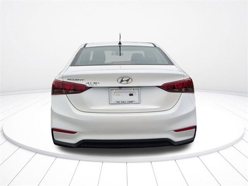 Used 2020 Hyundai Accent SE image 4