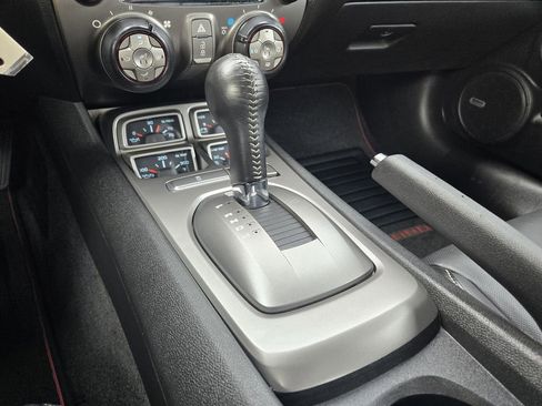 Used 2010 Chevrolet Camaro SS w/ RS Package RWD image 18