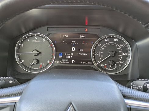 Used 2024 Mitsubishi Outlander SE image 28