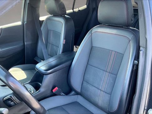 Used 2022 Chevrolet Equinox RS w/ LPO, Floor Liner Package FWD image 25