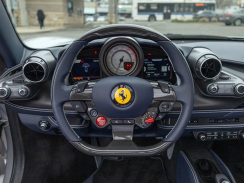 Used 2022 Ferrari F8 Tributo RWD image 61