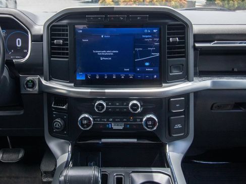 Used 2021 Ford F150 Lariat w/ FX4 Off-Road Package AWD/4WD image 22