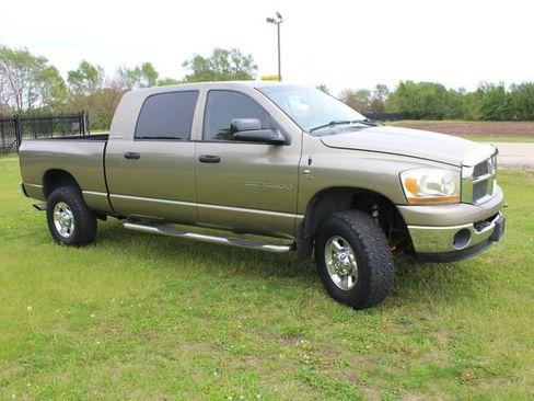 Used 2006 Dodge Ram 3500 Truck SLT w/ Light Group AWD/4WD image 6