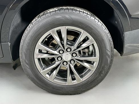 Used 2021 Cadillac XT5 Premium Luxury w/ LPO, Floor Liner Package image 30