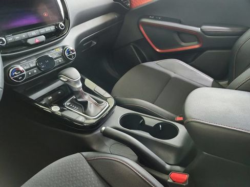 Certified 2024 Kia Soul GT-Line FWD image 10